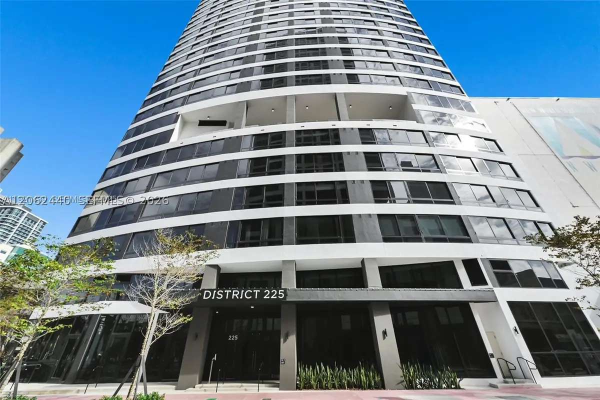 225 N Miami Ave #1801, Miami, FL 33128 - #1