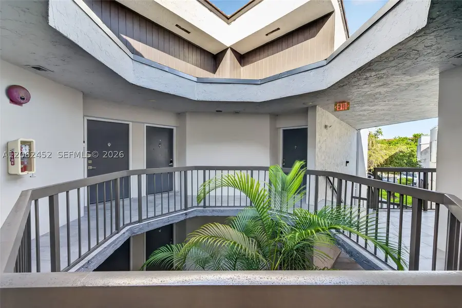 9429 Fontainebleau Blvd #201-33, Miami, FL 33172 - #3