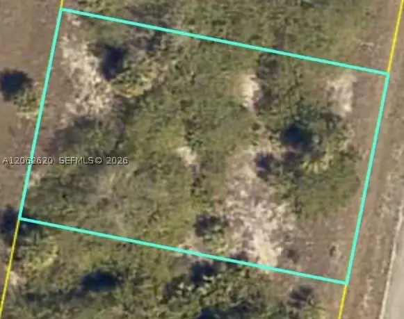 826 Berkshire Dr, Labelle, FL 33935 - #1