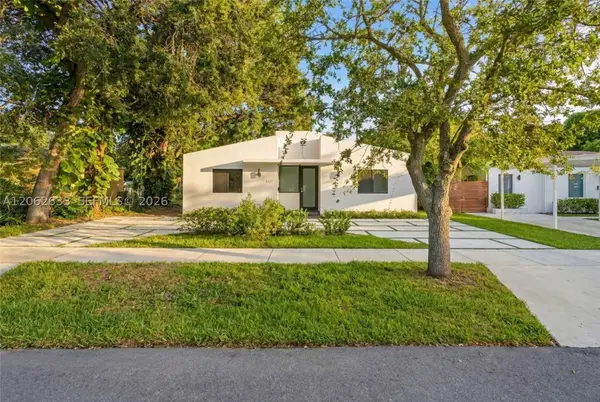 6421 SW 59th Ave, South Miami, FL 33143