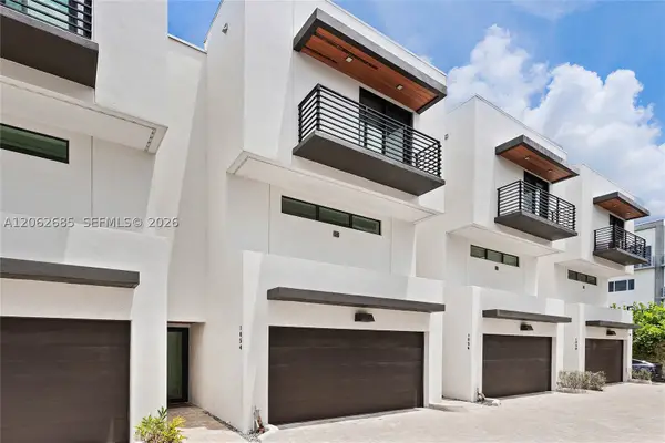1054 N Victoria Park Rd, Fort Lauderdale, FL 33304