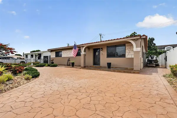 910 W 37th St, Hialeah, FL 33012