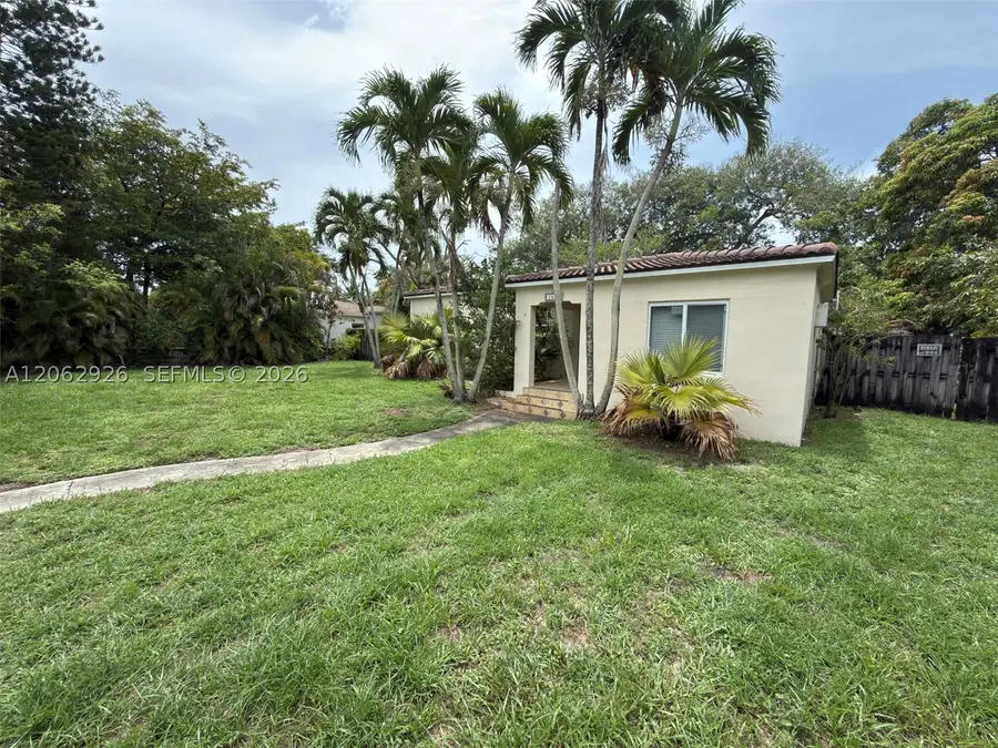 1510 Dewey St, Hollywood, FL 33020 - #2