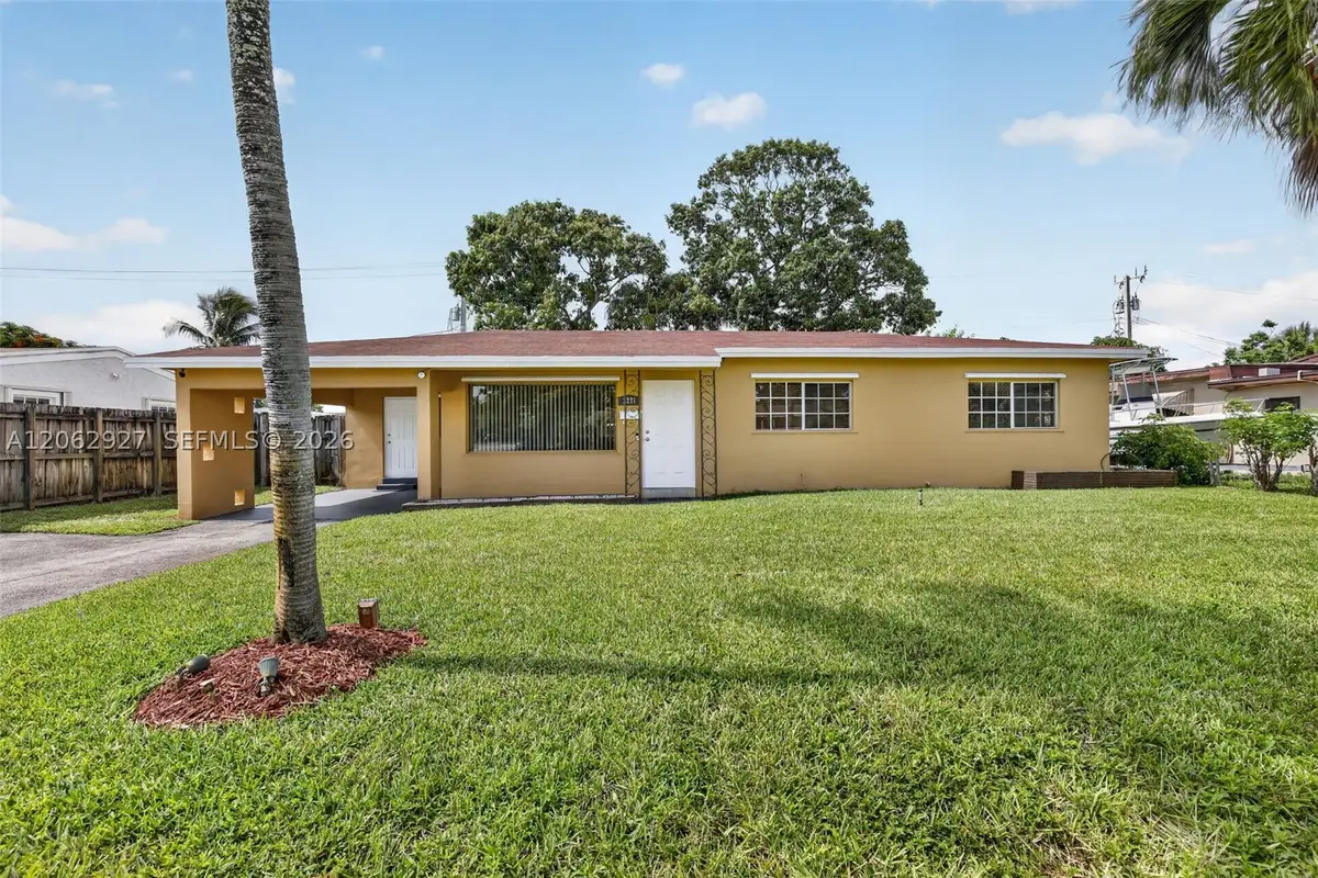 3221 Auburn Blvd, Fort Lauderdale, FL 33312 - #1