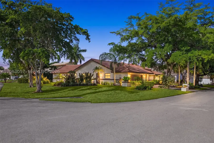 8308 NW 74th St, Tamarac, FL 33321 - #2