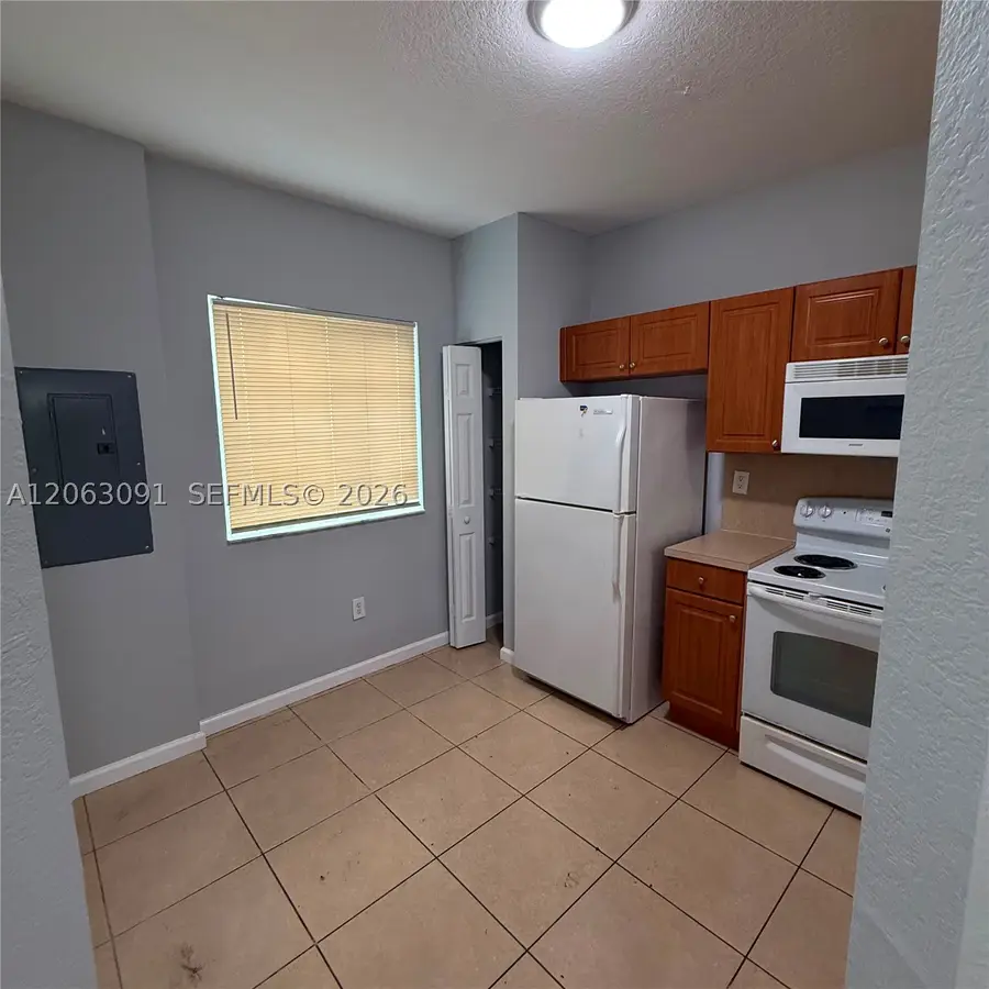 8811 S Isles Cr #8811, Tamarac, FL 33321 - #2