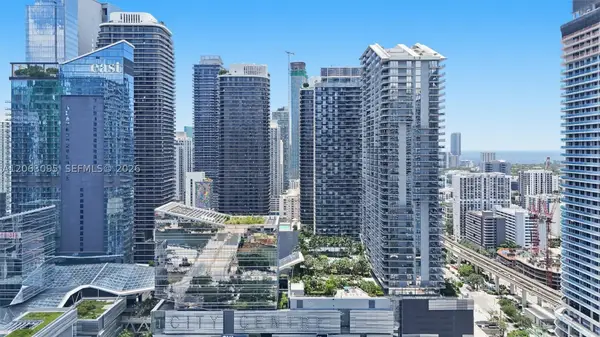 88 SW 7th St #2307, Miami, FL 33130