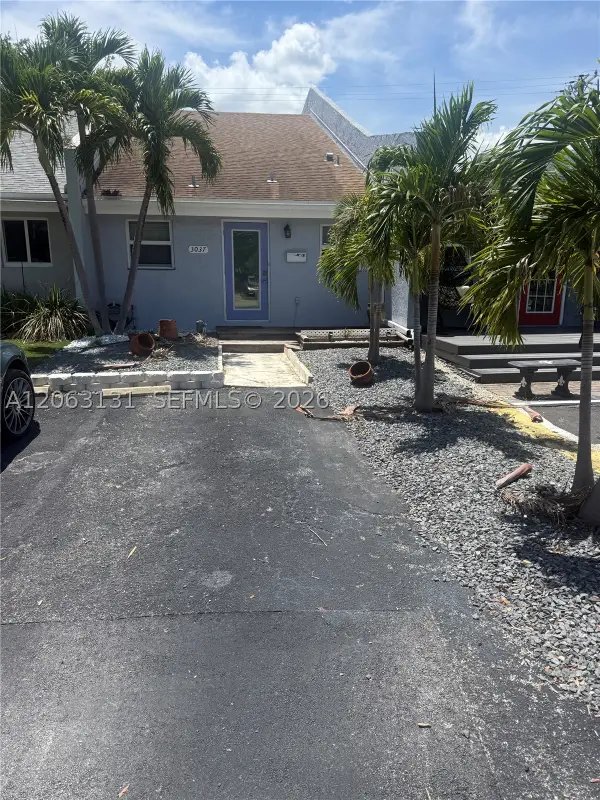 3037 NE 13th Ave, Oakland Park, FL 33334