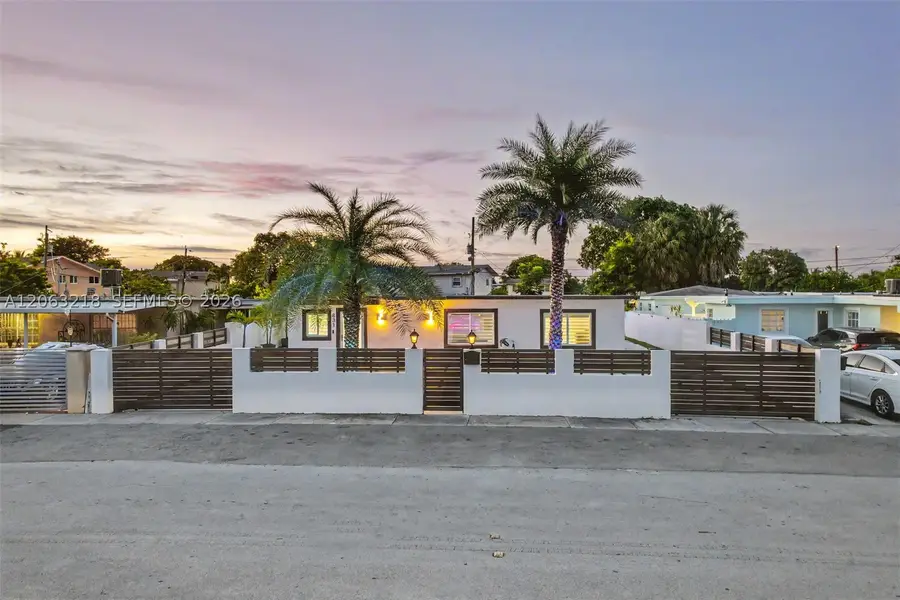831 E 10th Pl, Hialeah, FL 33010 - #2