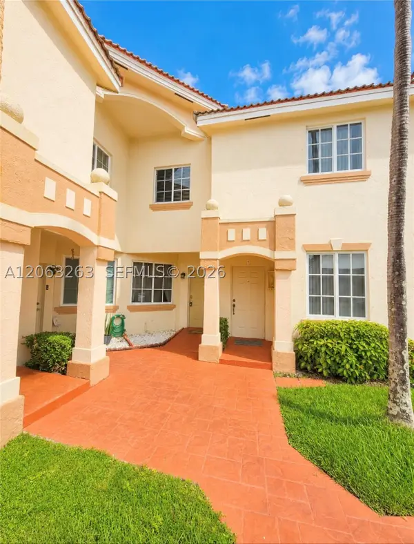 8356 NW 10th St #6D, Miami, FL 33126