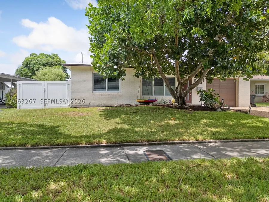 1433 NE 17th Way, Fort Lauderdale, FL 33304 - #2