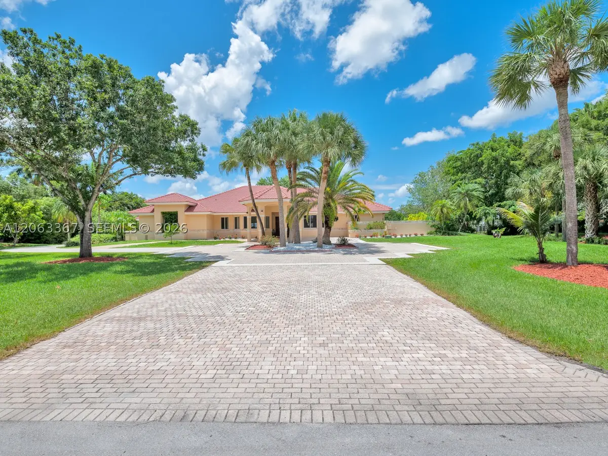 2710 Walkers Way, Weston, FL 33331 - #1