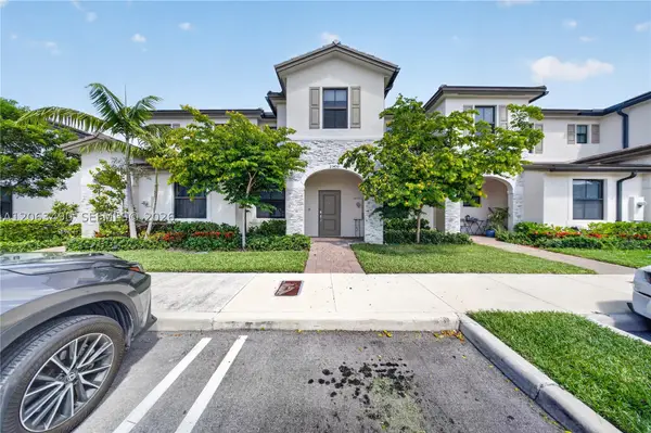 23450 SW 127th Pl, Homestead, FL 33032