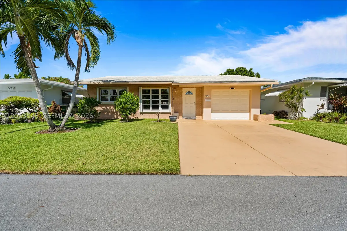 5713 NW 68th Ter, Tamarac, FL 33321 - #1