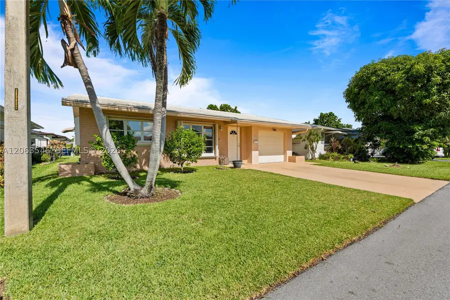 5713 NW 68th Ter, Tamarac, FL 33321 - #2