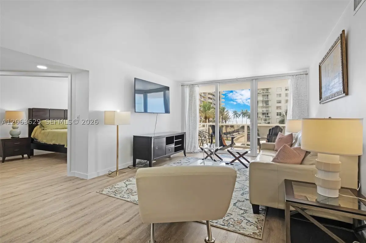 5700 Collins Ave #4C, Miami Beach, FL 33140 - #1
