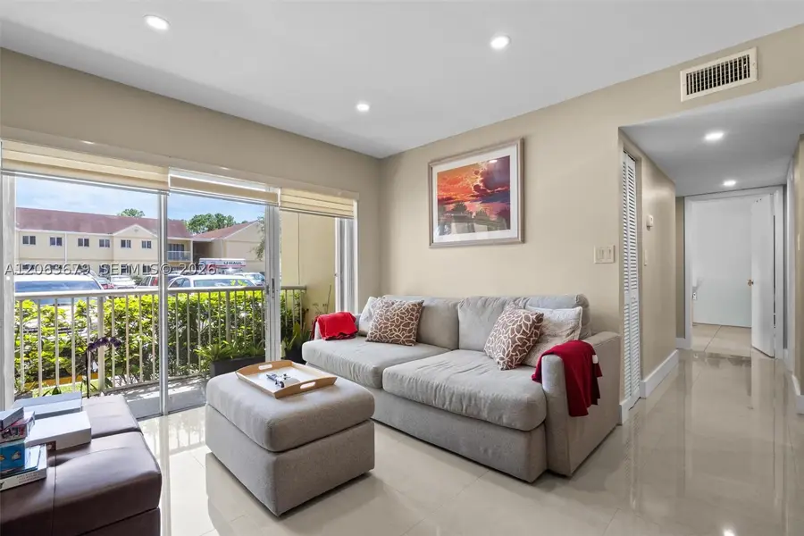 Address Withheld By Seller, Miami, FL 33186 - #2