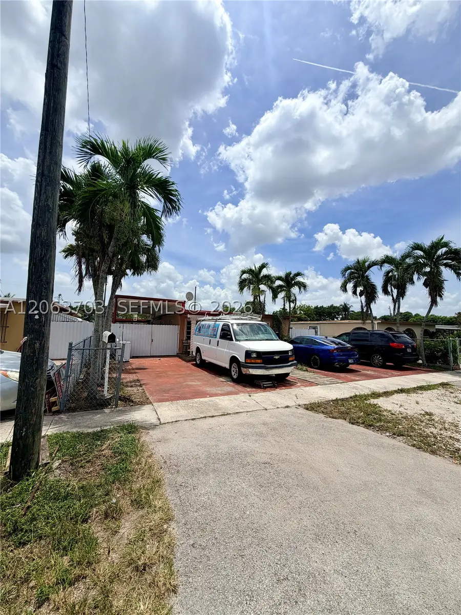 142 E 45th St, Hialeah, FL 33013 - #3