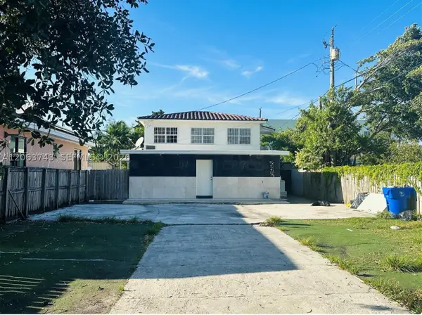 2215 NW 33rd St, Miami, FL 33142