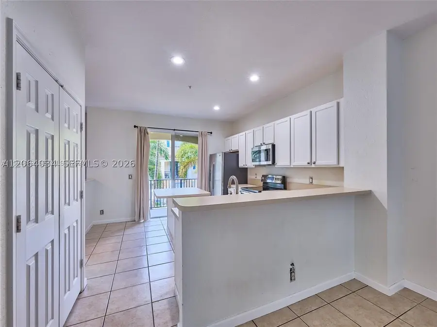 3182 N Greenleaf Cir, Boynton Beach, FL 33426 - #2