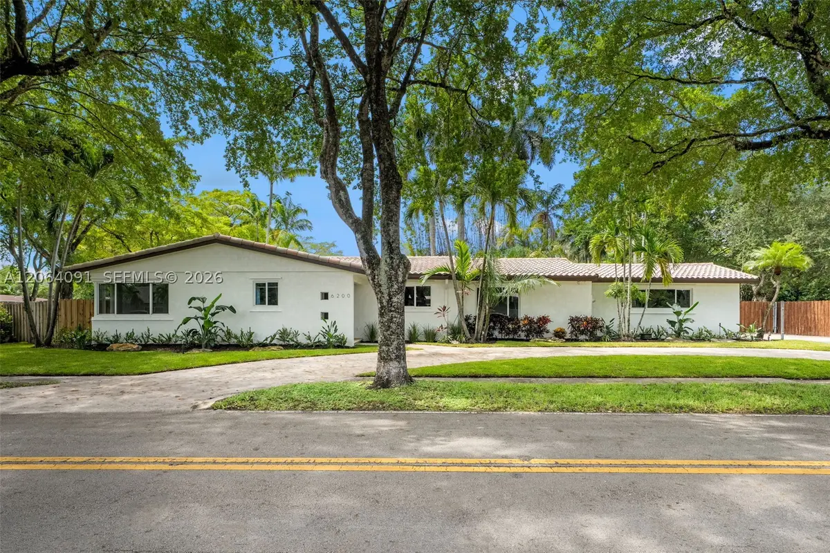 6200 Pine Ter, Plantation, FL 33317 - #1