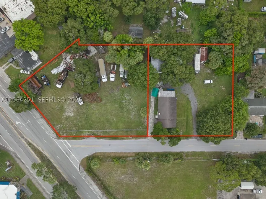 2108 Okeechobee Rd, Fort Pierce, FL 34950 - #2