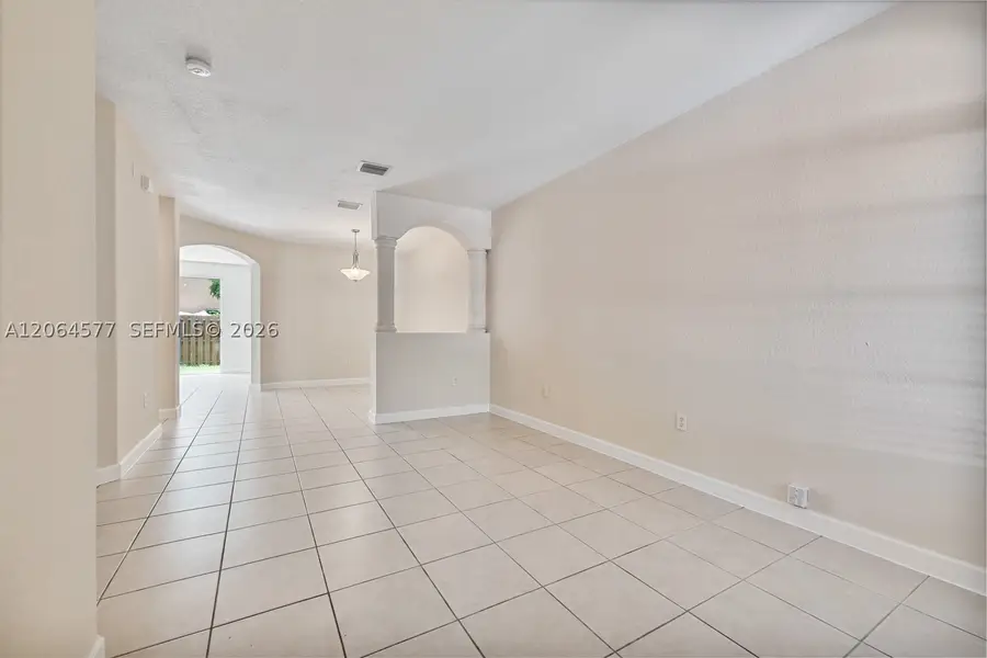 1427 SE 25th Ave, Homestead, FL 33035 - #2