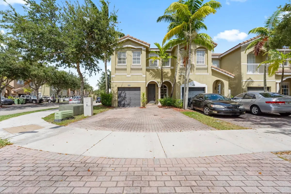 1417 SE 24th Rd, Homestead, FL 33035 - #1