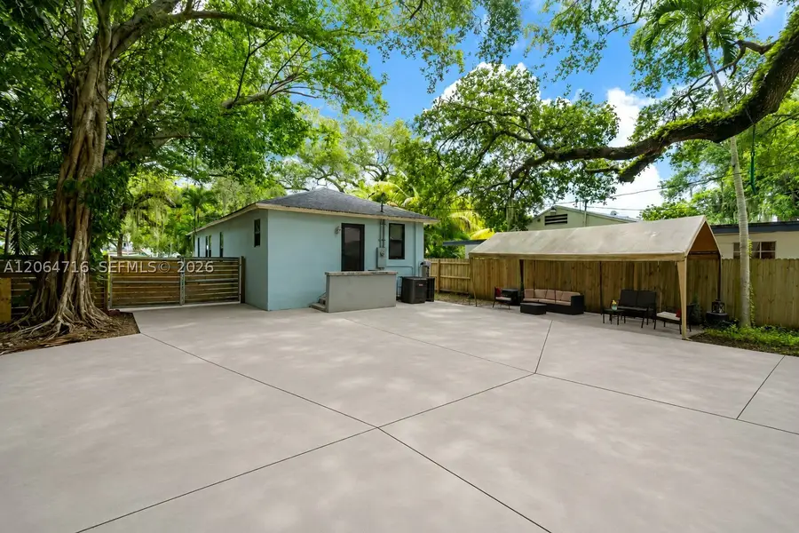 930 NE 132nd St, North Miami, FL 33161 - #2