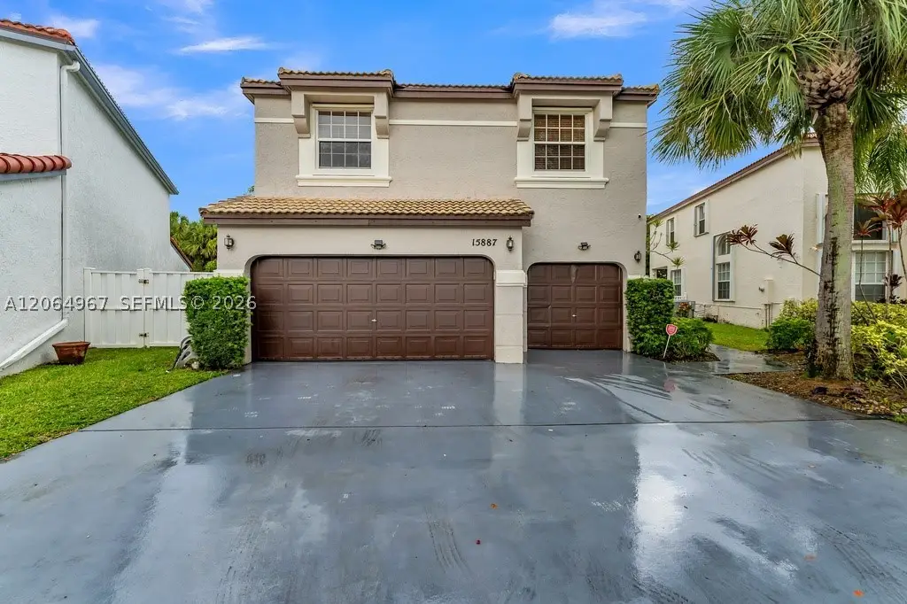 15887 NW 11th St, Pembroke Pines, FL 33028 - #1