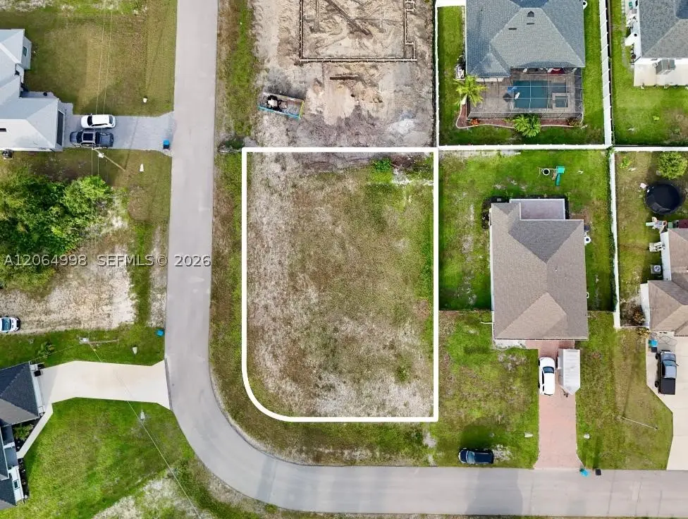 3829 Ne 23rd Ave, Cape Coral, FL 33909 - #1