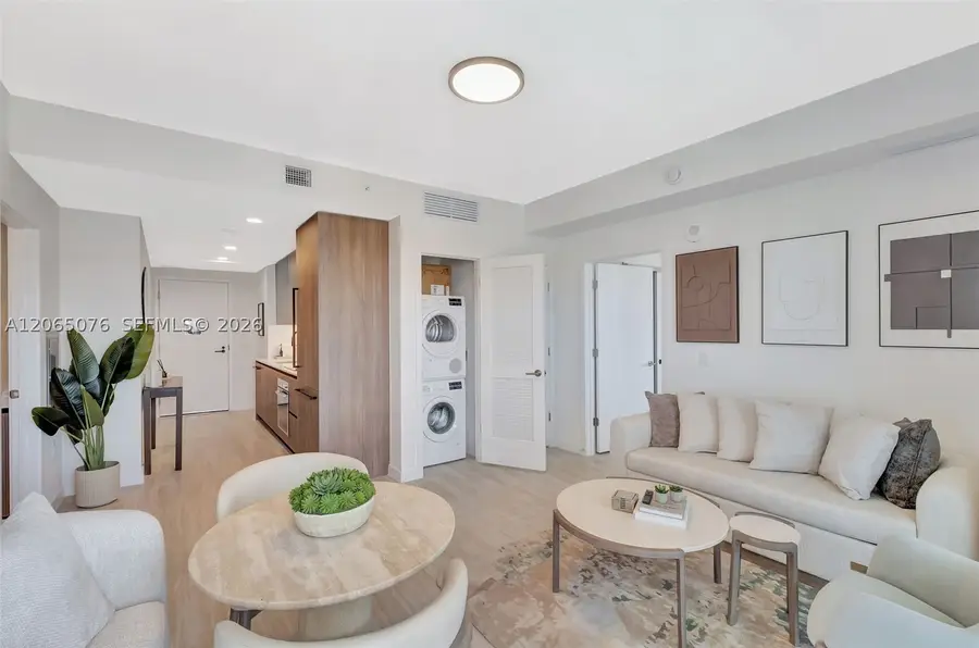 580 72nd St #808, Miami Beach, FL 33141 - #2