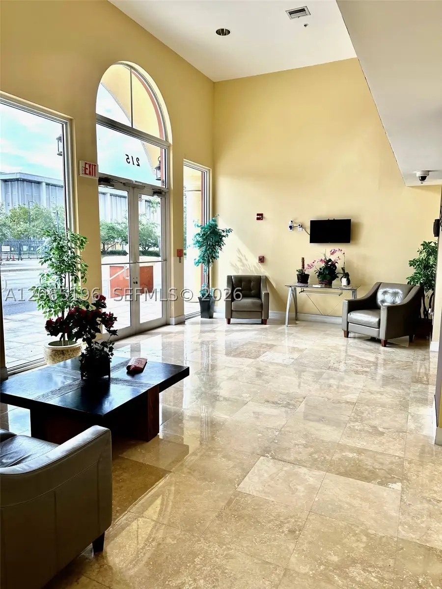 215 SW 42nd Ave #401, Coral Gables, FL 33134 - #2