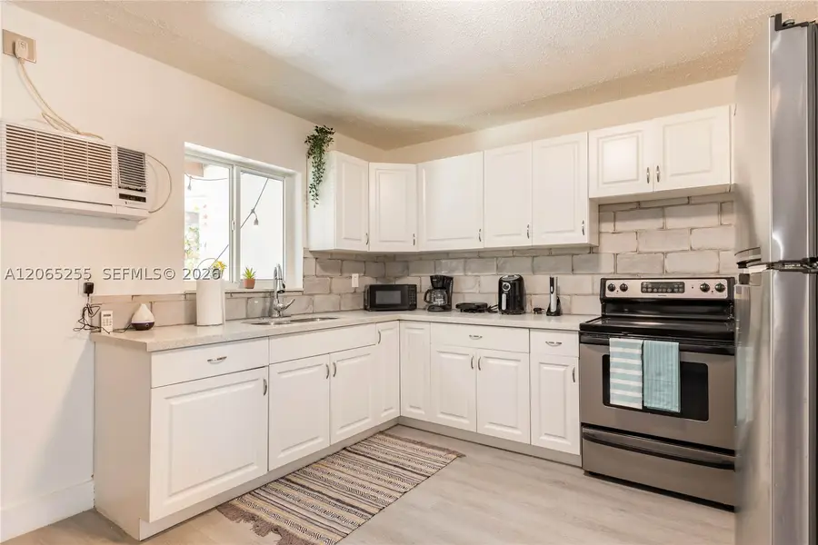 20 SE 13th Ter, Dania Beach, FL 33004 - #3