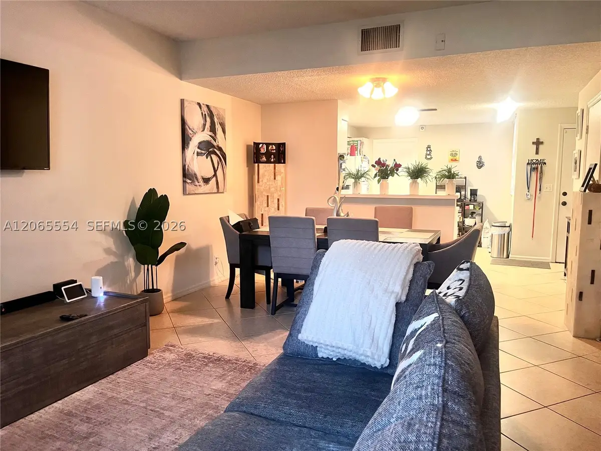 1210 Sorrento Dr, Weston, FL 33326 - #1