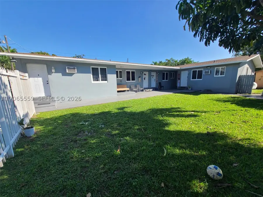 1864 NW 28th St, Miami, FL 33142 - #2