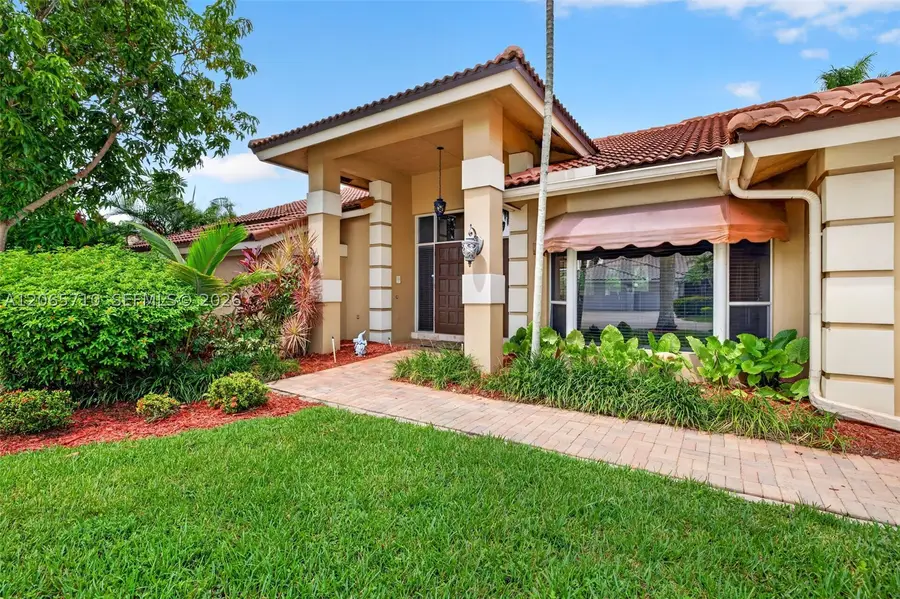 581 NW 110th Ave, Plantation, FL 33324 - #2