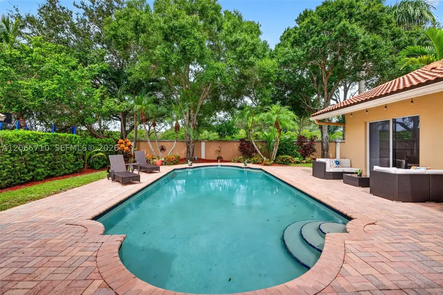 581 NW 110th Ave, Plantation, FL 33324 - #3