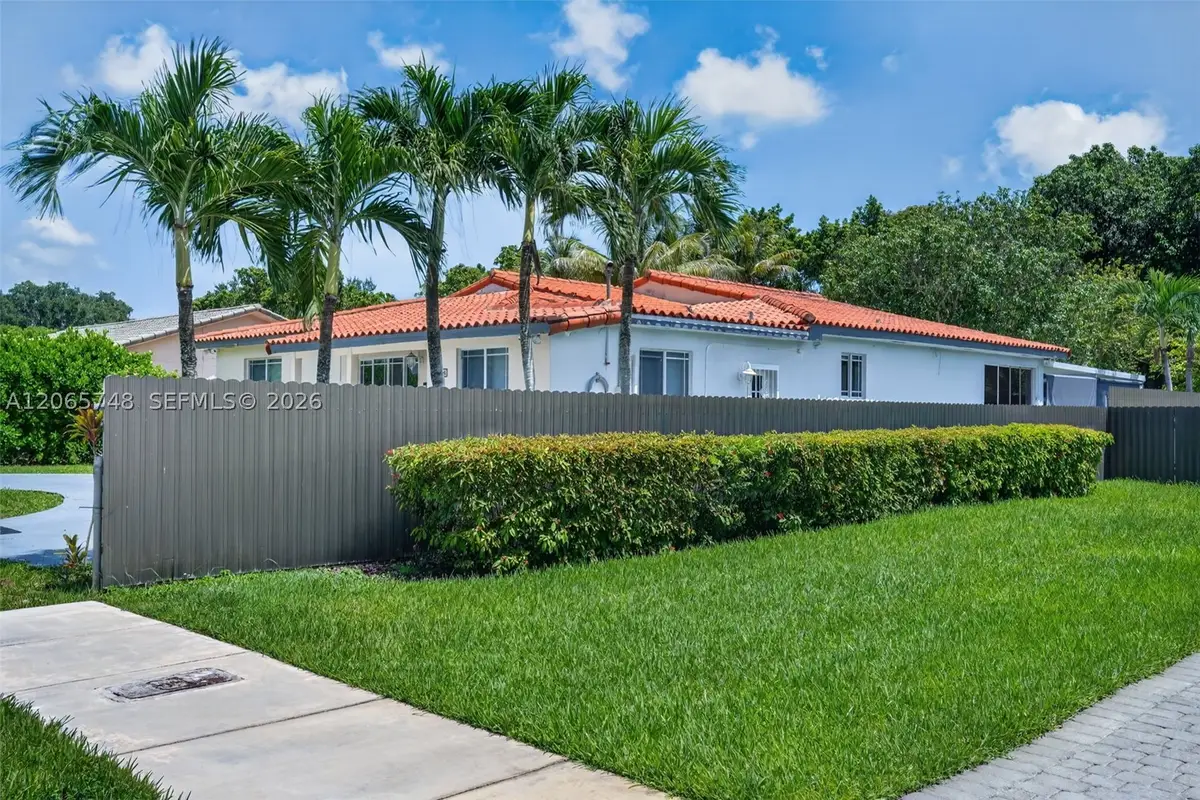 6010 SW 19 St, Miami, FL 33155 - #1