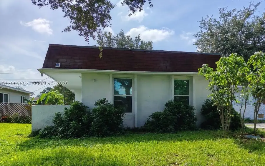 3141 N 73rd Ave, Hollywood, FL 33024 - #2