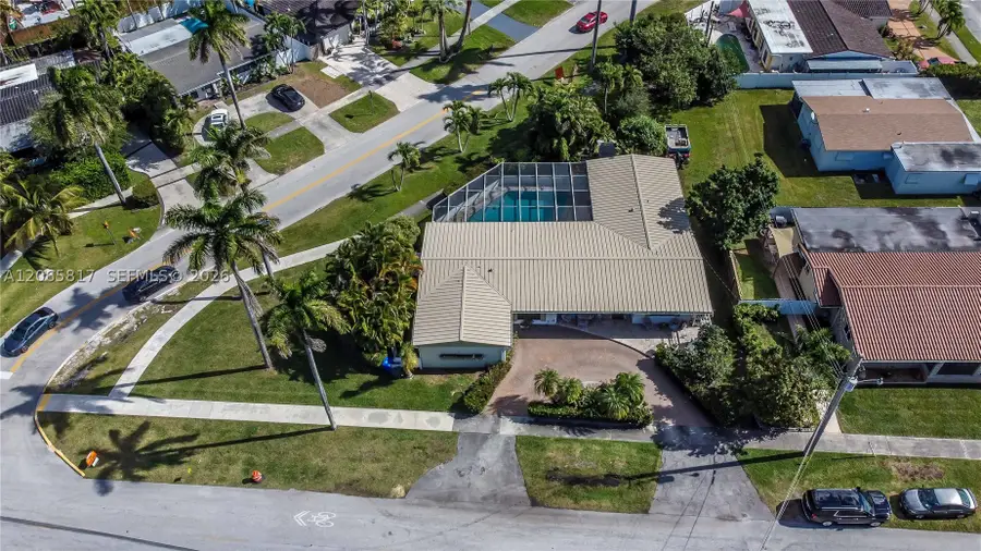910 N 14th Ct, Hollywood, FL 33020 - #2