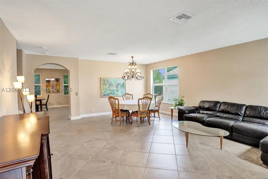 9308 NW 8th Cir, Plantation, FL 33324 - #3