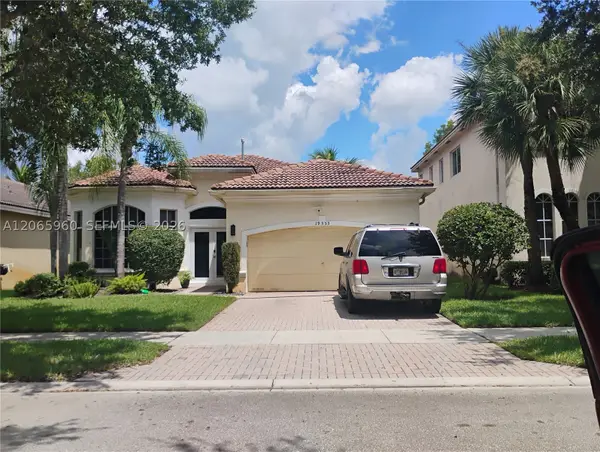 19353 SW 60th Ct, Pembroke Pines, FL 33332