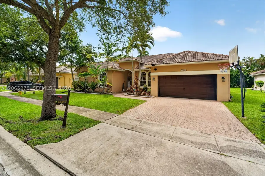 12617 NW 23rd St, Pembroke Pines, FL 33028 - #3