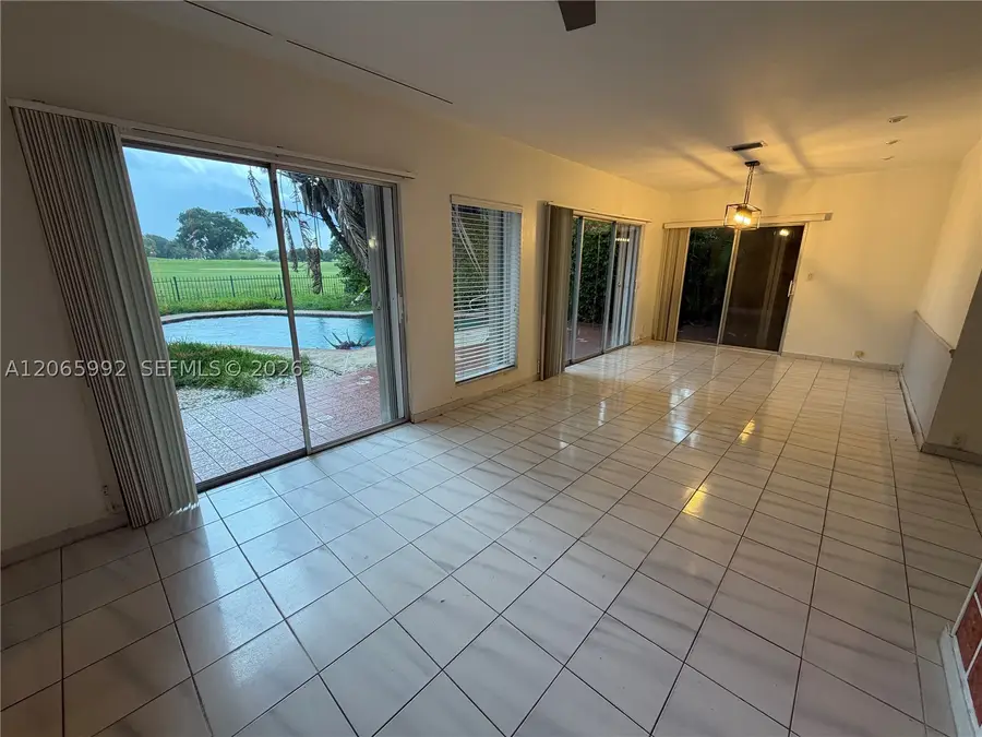 485 S Shore Dr, Miami Beach, FL 33141 - #2