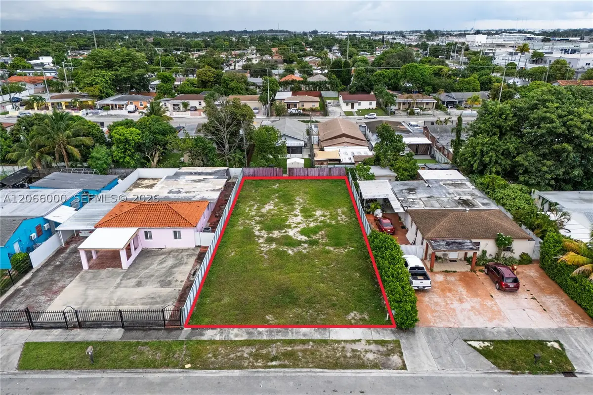 941 E 31st St, Hialeah, FL 33013 - #1
