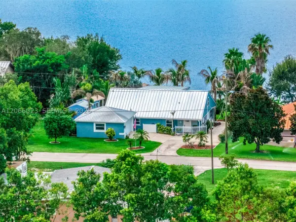 137 Mccoy Dr, Lake Placid, FL 33852