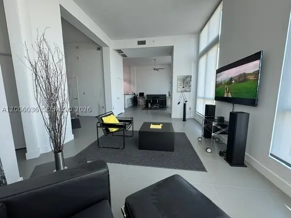 9055 SW 73rd Ct #406, Miami, FL 33156