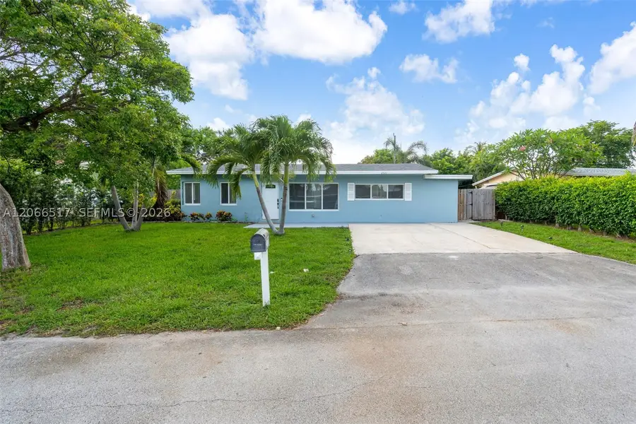 2721 NE 8th Ave, Pompano Beach, FL 33064 - #3