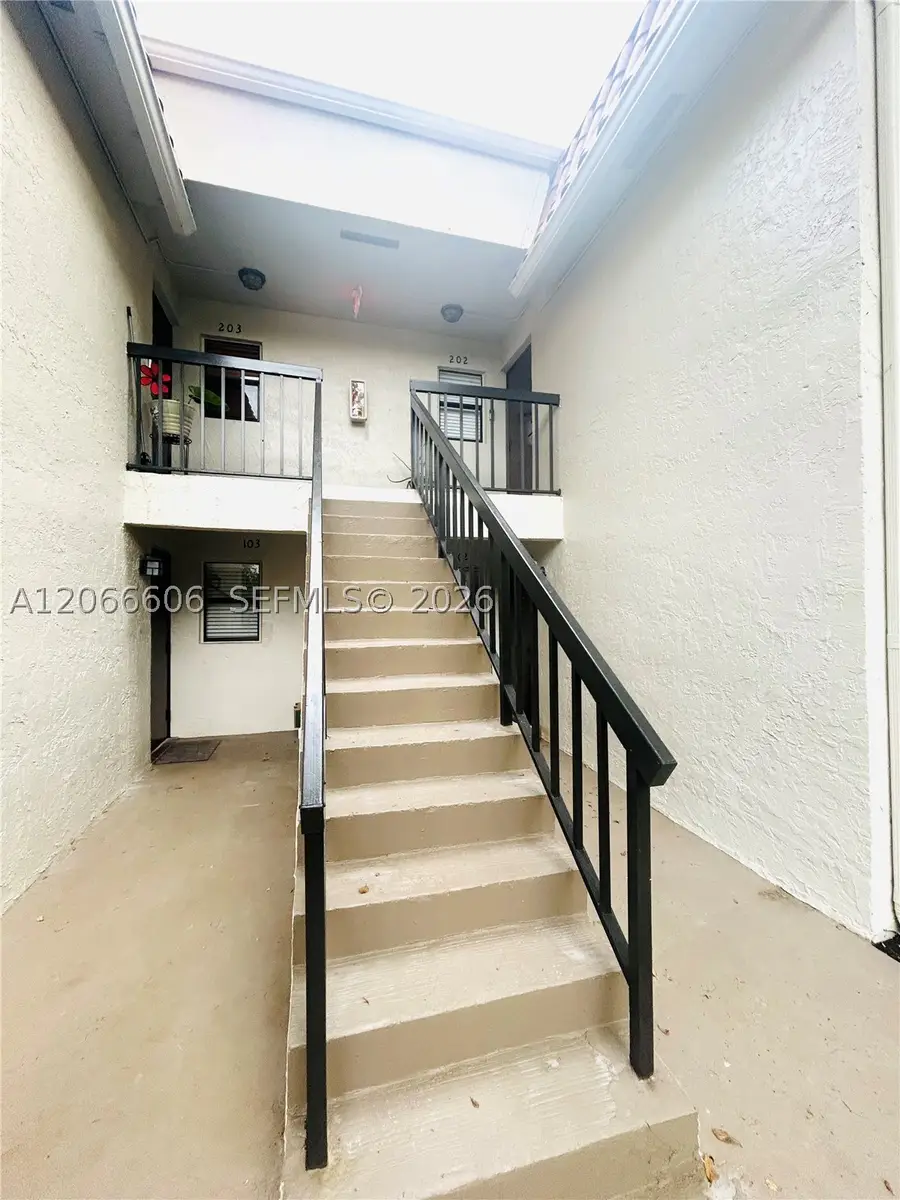 9702 Hammocks Blvd #203, Miami, FL 33196 - #2